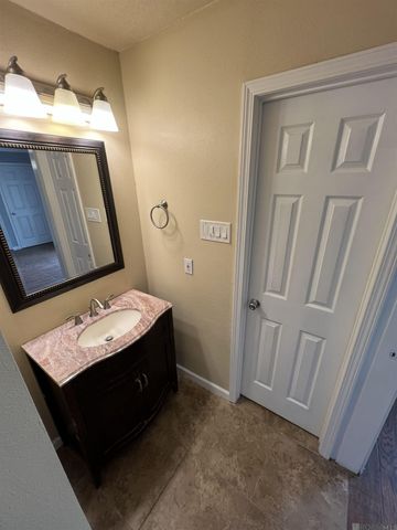 7516 Vice President Dr, Baton Rouge, LA 70817