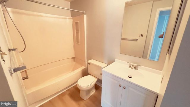7408 LAKE KATRINE TER, Gaithersburg, MD 20879