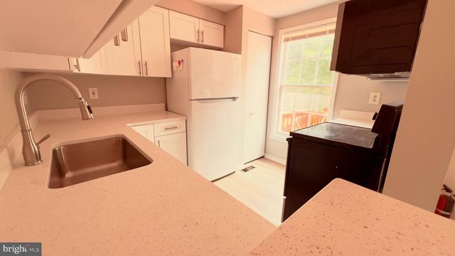 7408 LAKE KATRINE TER, Gaithersburg, MD 20879