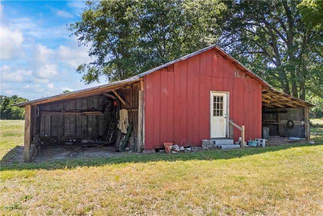 514 & 518 E Fairplay Boulevard, Fair Play, SC 29643