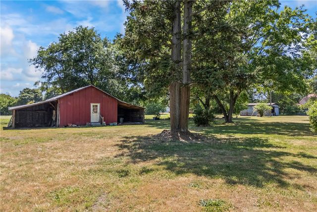 514 & 518 E Fairplay Boulevard, Fair Play, SC 29643