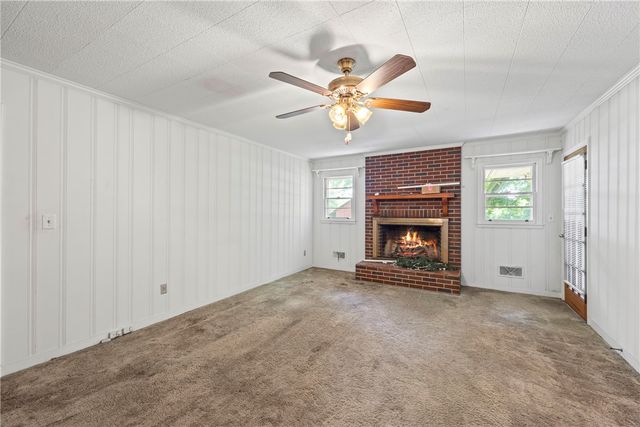 514 & 518 E Fairplay Boulevard, Fair Play, SC 29643