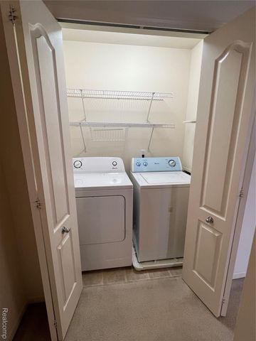 316 N WIXOM Road 33, Wixom, MI 48393