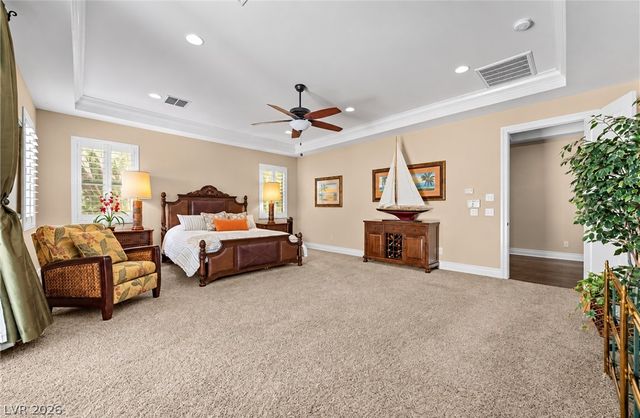 9843 Cathedral Pines Avenue, Las Vegas, NV 89149