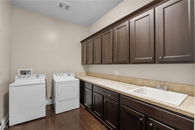 9843 Cathedral Pines Avenue, Las Vegas, NV 89149