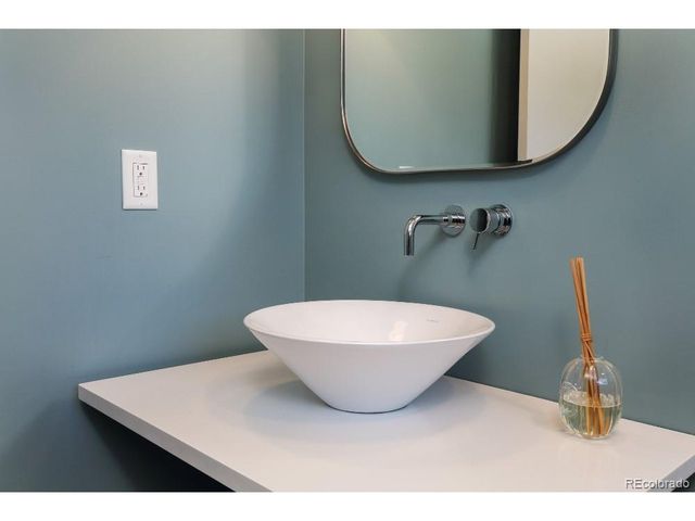 1380 Knox Dr, Boulder, CO 80305