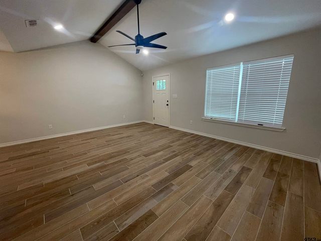 926 S Academy Ave, Tyler, TX 75701