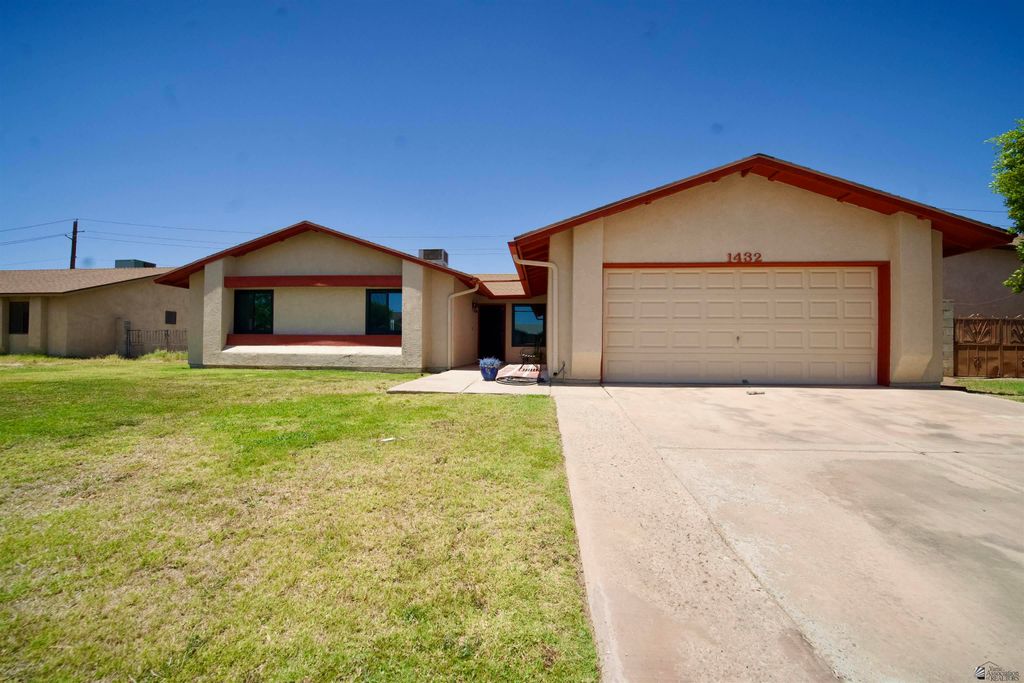 1432 S Howard, Yuma, AZ 85364