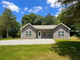 4678 Miller Lake Road, Gainesville, GA 30507
