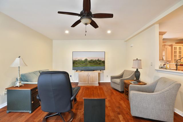 1263 Oakland Avenue, Columbus, OH 43212