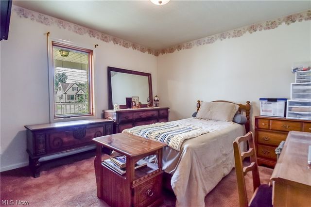 439 E 305th Street, Willowick, OH 44095