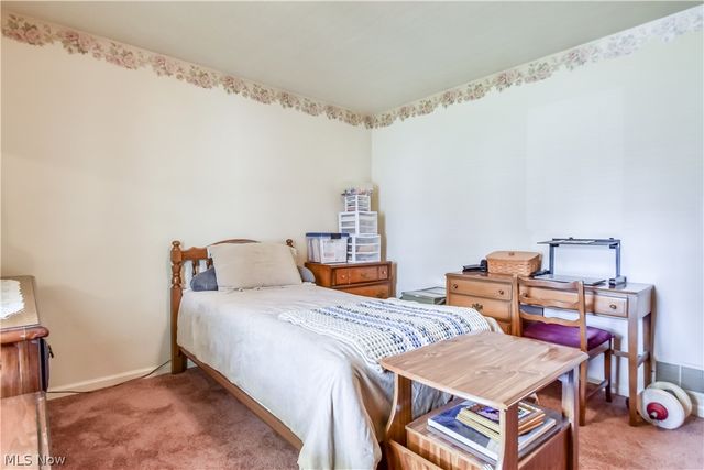 439 E 305th Street, Willowick, OH 44095