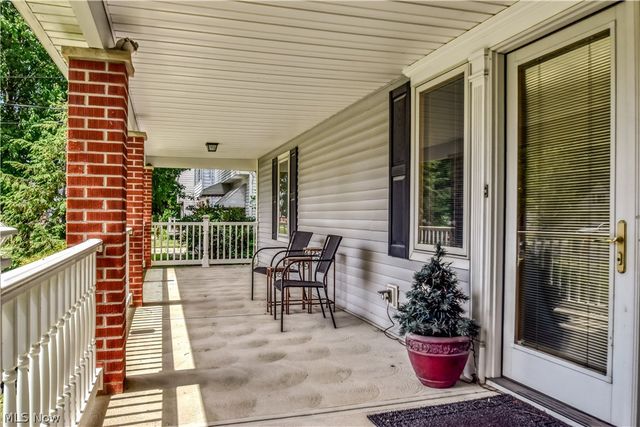 439 E 305th Street, Willowick, OH 44095