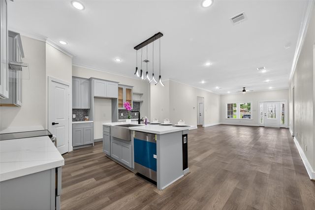 17518 Monsoon Court, Crosby, TX 77532