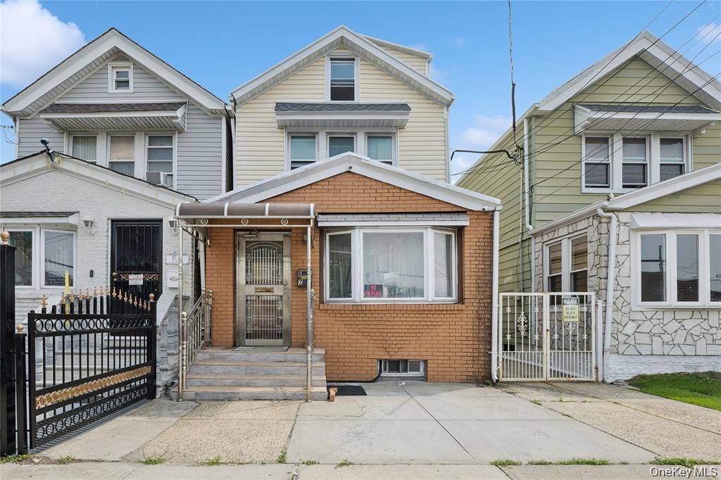 8747 139th Street, Jamaica, NY 11435