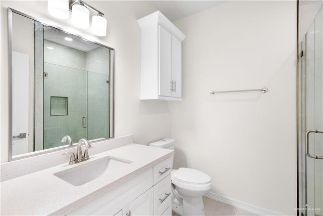 1904 Diplomat Drive, Edinburg, TX 78542