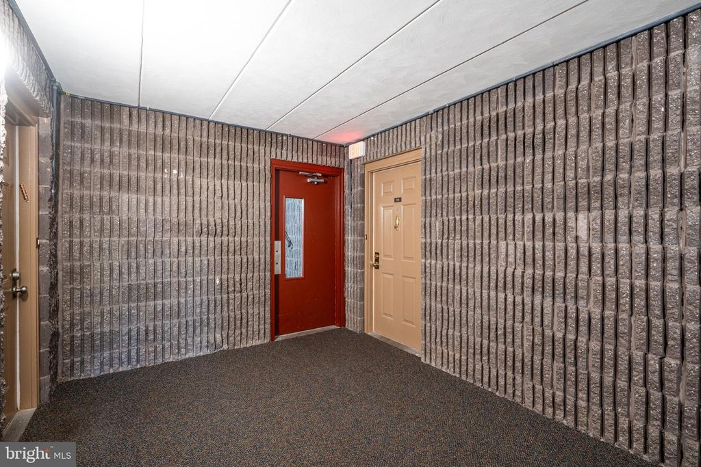 114 LEEDOM #114, NEWTOWN, PA 18940 — photo 4