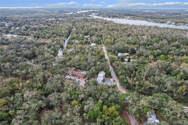 10460 W New York Street, Homosassa, FL 34448