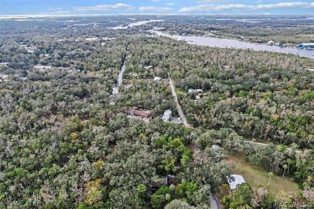 10460 W New York Street, Homosassa, FL 34448