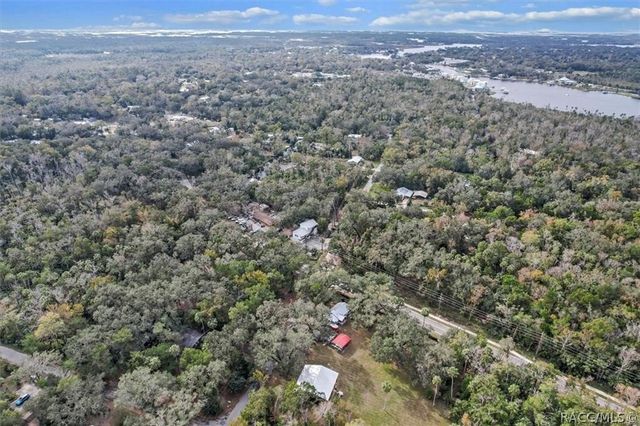 10460 W New York Street, Homosassa, FL 34448
