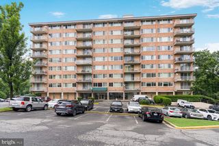 4520 KING ST #609, Alexandria, VA 22302