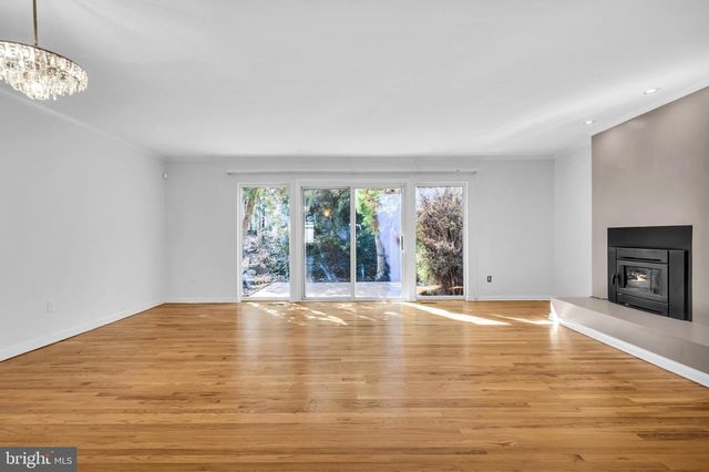 32 GORDON WAY, Princeton, NJ 08540