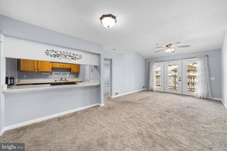 806 WATERS EDGE DR #187, Newark, DE 19702