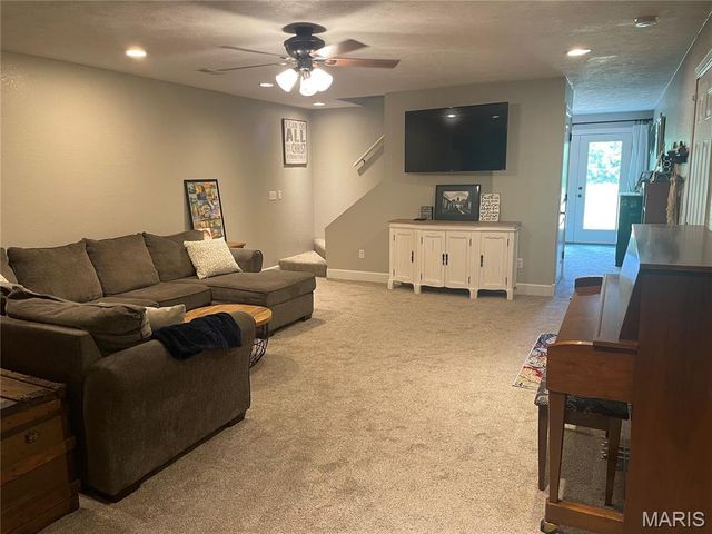 5 Westwood Drive, Salem, MO 65560