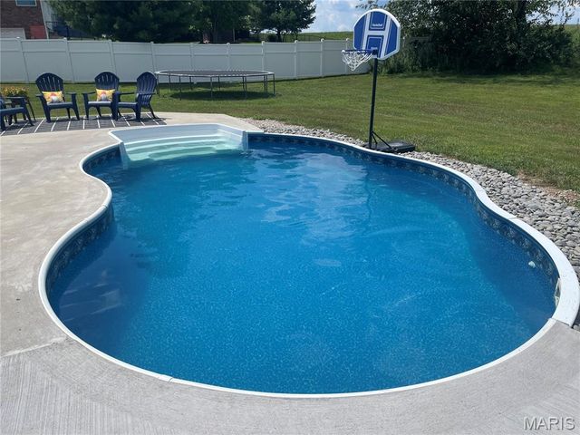 5 Westwood Drive, Salem, MO 65560