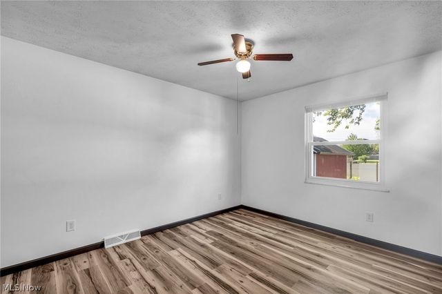 1144 Noble Street, Barberton, OH 44203