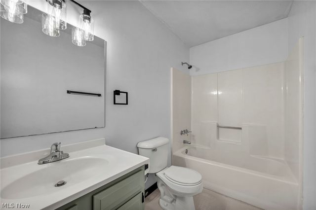 1144 Noble Street, Barberton, OH 44203