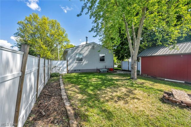 1144 Noble Street, Barberton, OH 44203