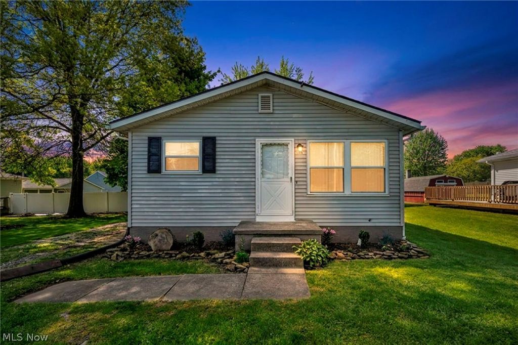 1144 Noble Street, Barberton, OH 44203