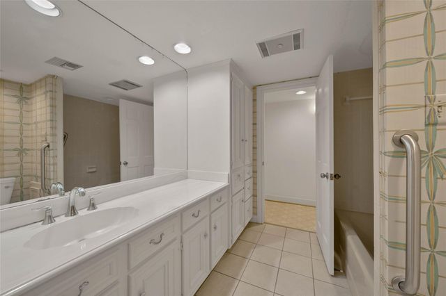 13222 Mission Valley Drive, Houston, TX 77069