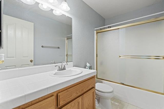 2260 Pinnacle Court, Hollister, CA 95023