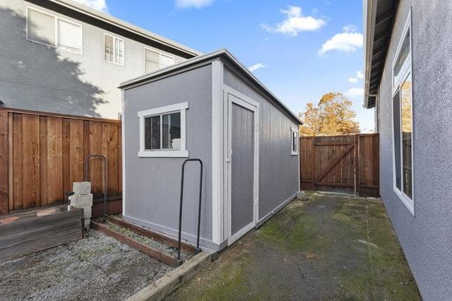 2260 Pinnacle Court, Hollister, CA 95023