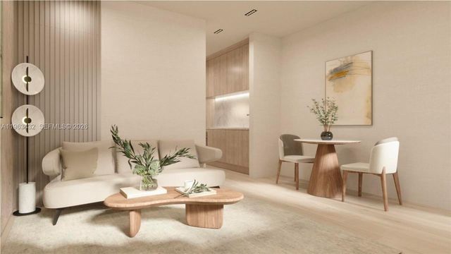 260 Collins Ave 204, Miami Beach, FL 33139