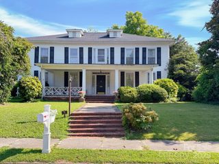 192 W Court Street, Rutherfordton, NC 28139
