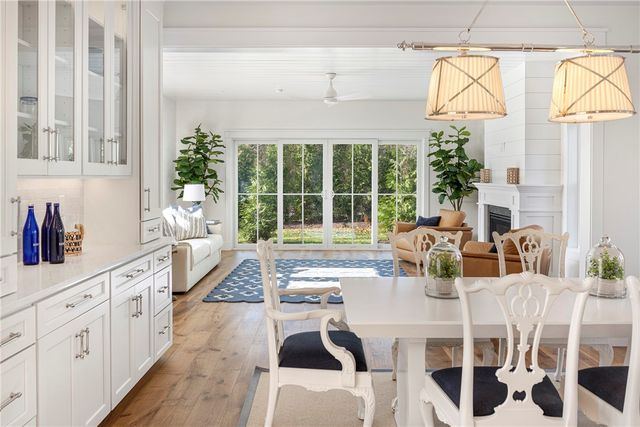 1 Knowlton Court, Bristol, RI 02809