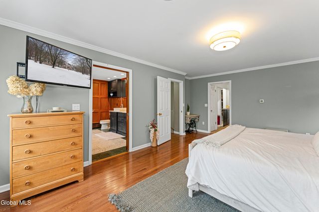 36 Oriel Lane, Rensselaer, NY 12144