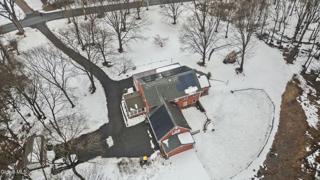 36 Oriel Lane, Rensselaer, NY 12144