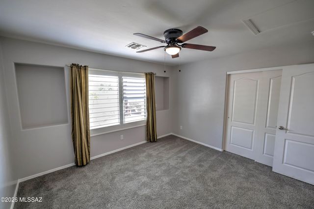 7683 W Talavera Way, Tucson, AZ 85743