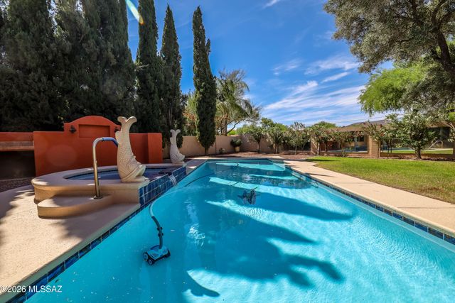 7683 W Talavera Way, Tucson, AZ 85743