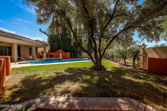 7683 W Talavera Way, Tucson, AZ 85743