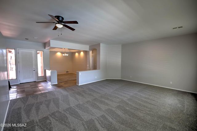 7683 W Talavera Way, Tucson, AZ 85743