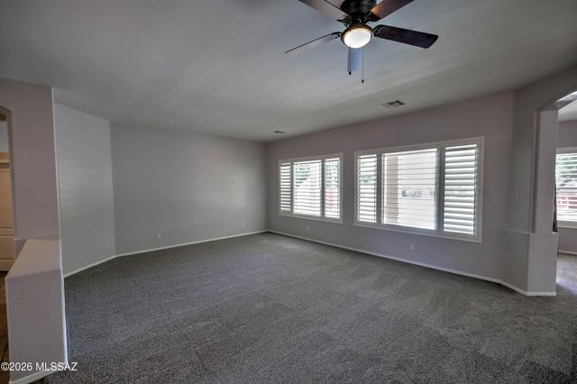 7683 W Talavera Way, Tucson, AZ 85743