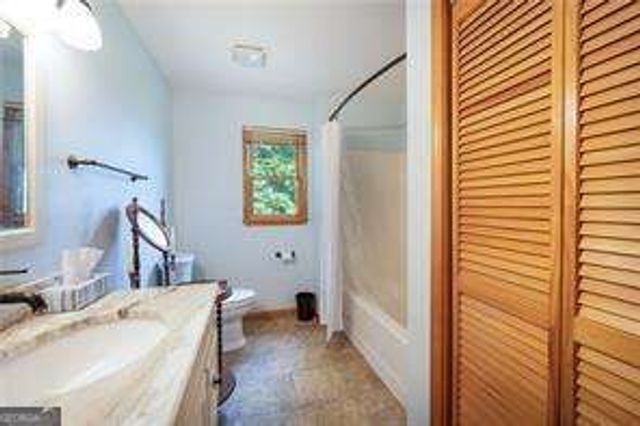 250 Summit Drive, Blairsville, GA 30512