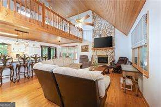 250 Summit Drive, Blairsville, GA 30512