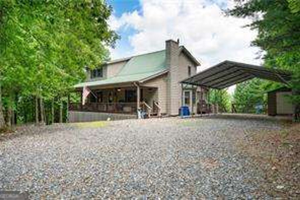 250 Summit Drive, Blairsville, GA 30512
