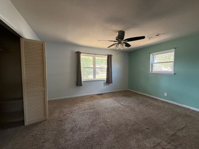 305 N 9th Street, Rogers, AR 72756
